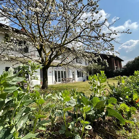 Casa Del Movimento Lento - * Roppolo